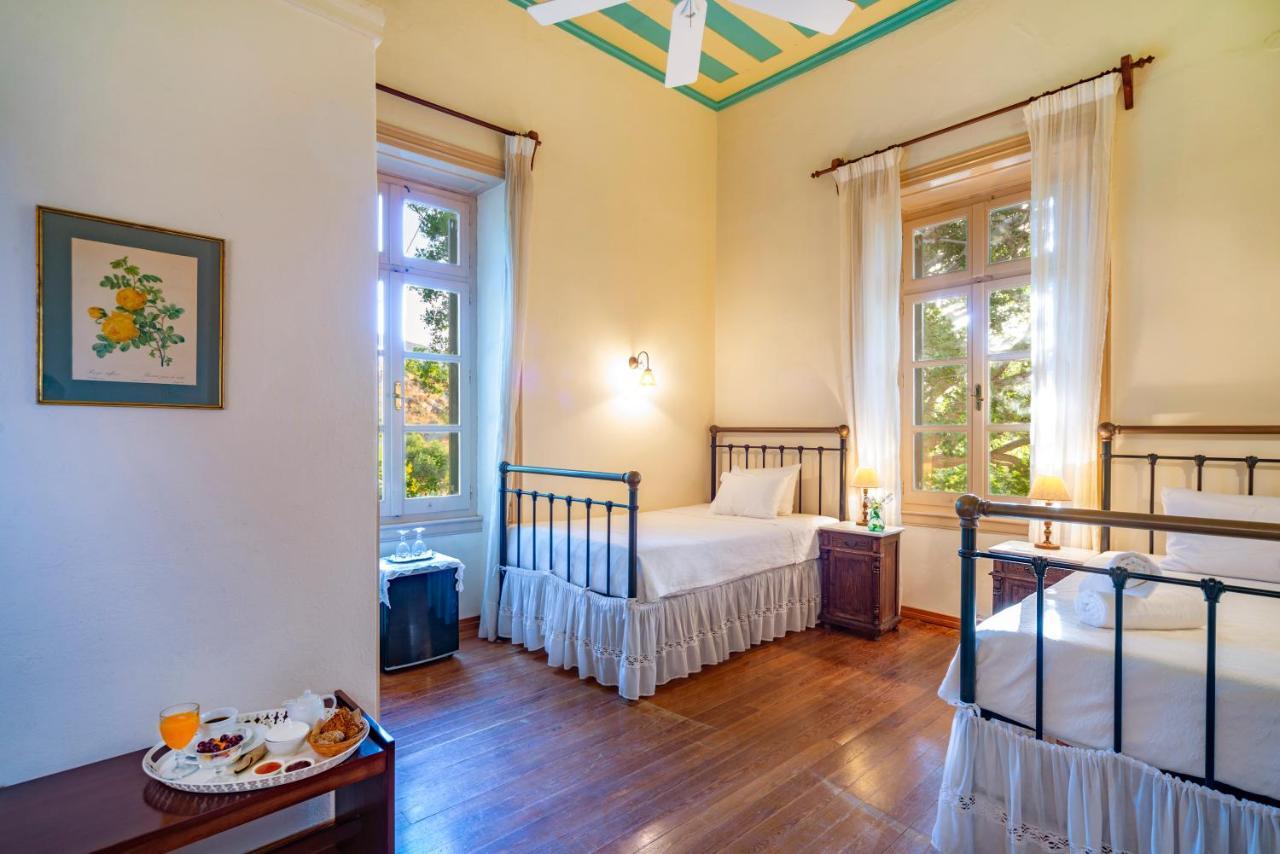 Archontiko Angelou Hotell Alinda  Exteriör bild